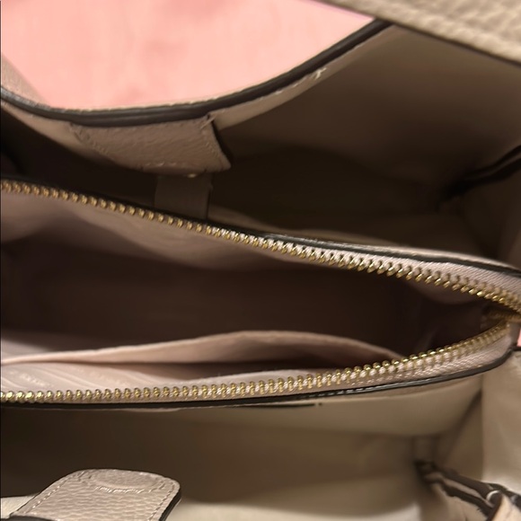 Kate Spade Knott Pebbled Leather Women's Bag - Picture 4 of 16